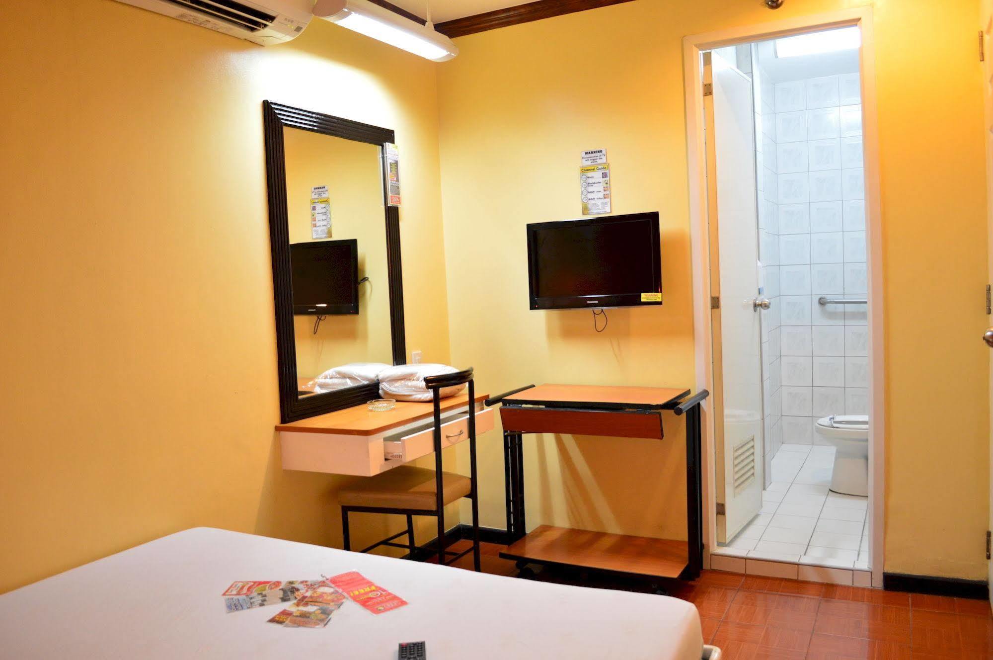 Hotel Sogo Edsa Caloocan Luaran gambar